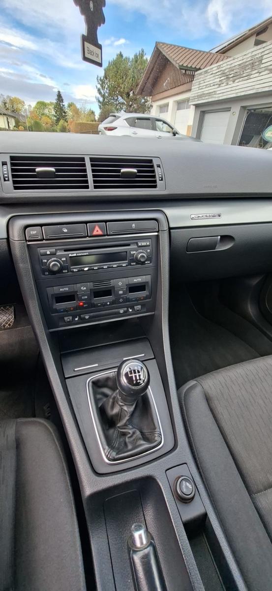 Ford  2005 — photo 11
