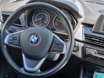 BMW 218 Active Tourer - 12