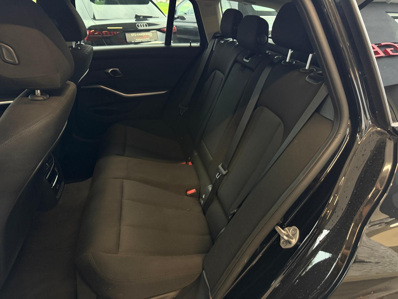 BMW 318 i TOURING LIVE-COCKPIT PDC RFK TEMPOMAT HuD, миниатюра 10