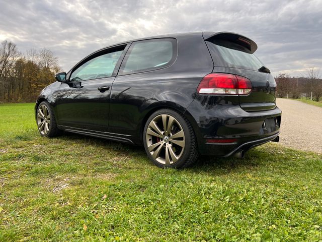 Volkswagen Golf 2.0 TSI GTI  LPG gasanlage TÜV winterreifen