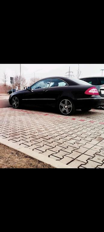 Mercedes-Benz CLK 320