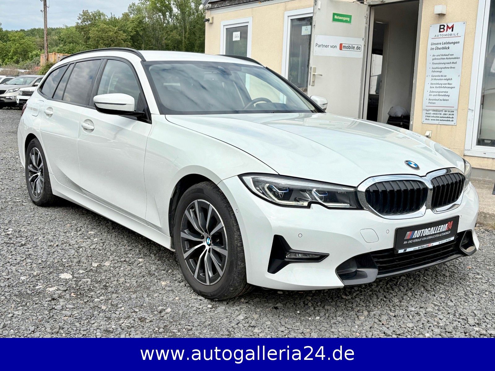 Fahrzeugabbildung BMW 320d xDrive SPORT LINE Navi Laser Standhz Leder