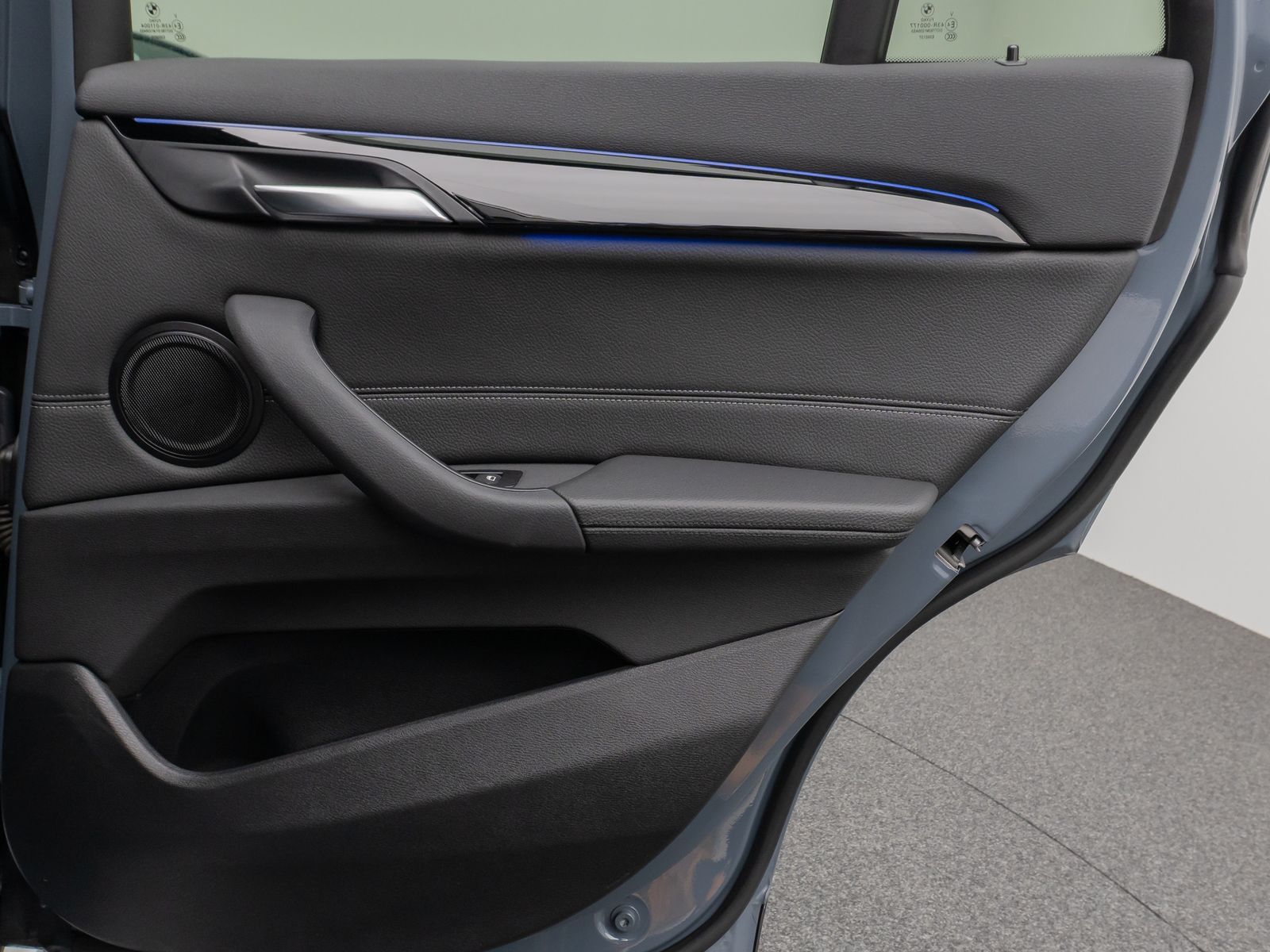 Fahrzeugabbildung BMW X1 sD18i xLine Kamera DAB HiFi DrivAssist Sport