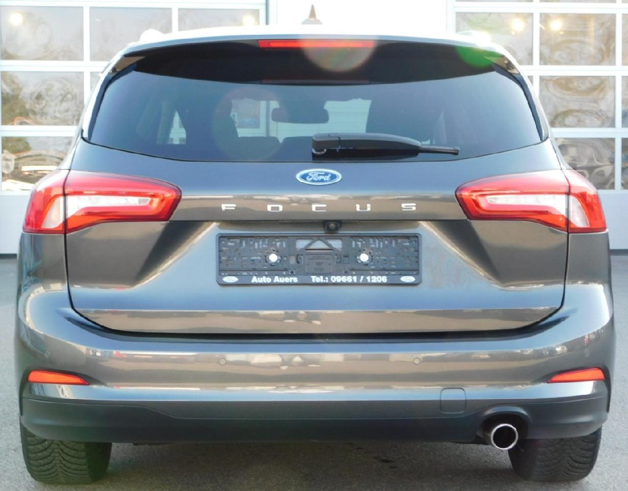 Ford Focus Turnier Titanium