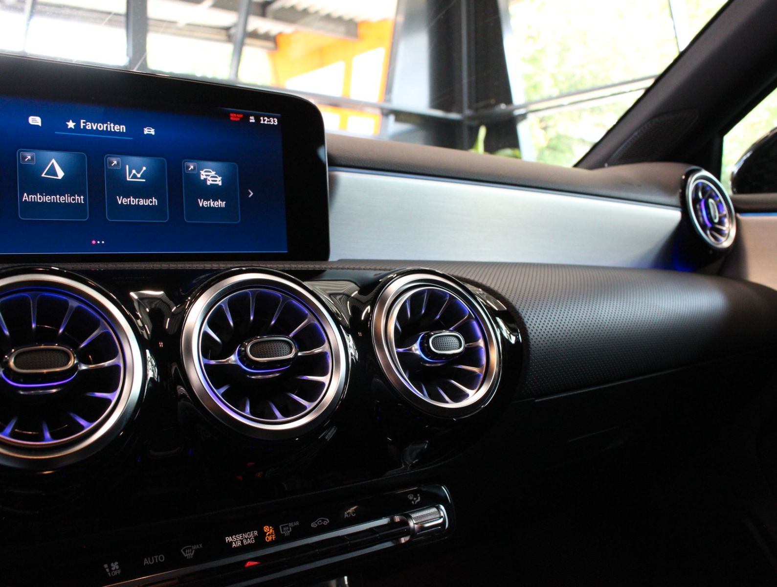 Fahrzeugabbildung Mercedes-Benz A 200 AMG Line Limo*Widescreen*Ambiente*Kamera