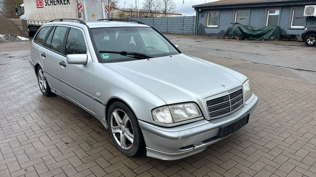 Angebot ansehen Mercedes-Benz C 180