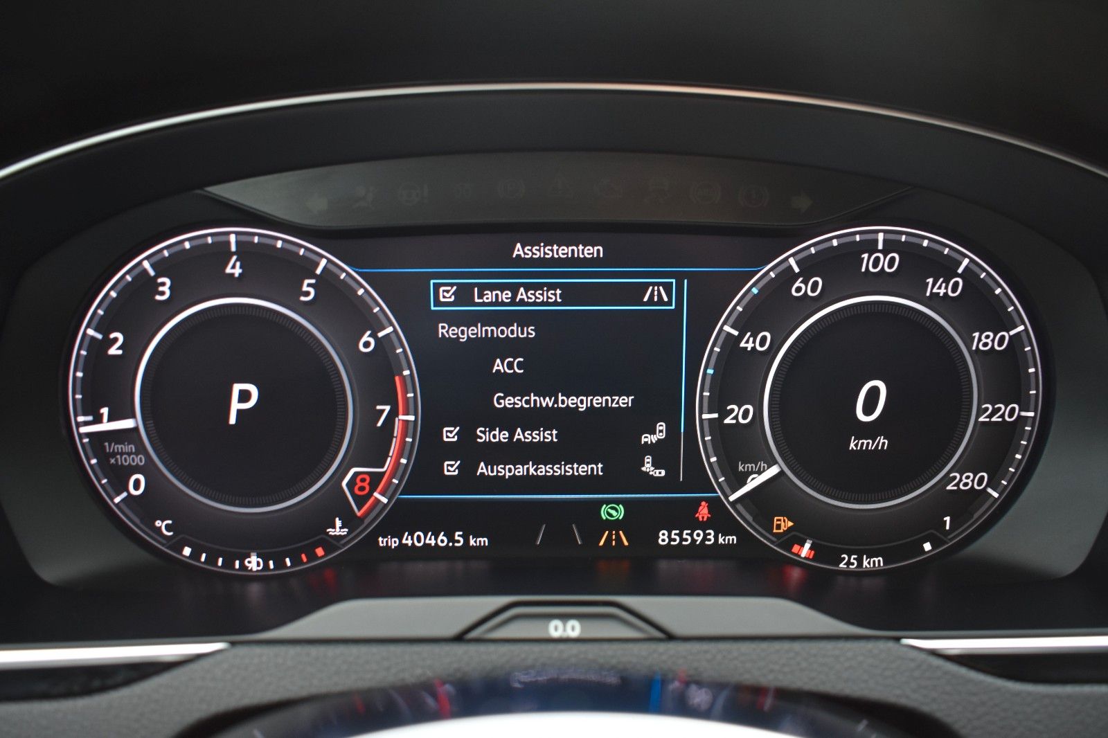 Fahrzeugabbildung Volkswagen Arteon R-Line 4Motion PANO/AHK/STH/MASAGE/DYNAUD
