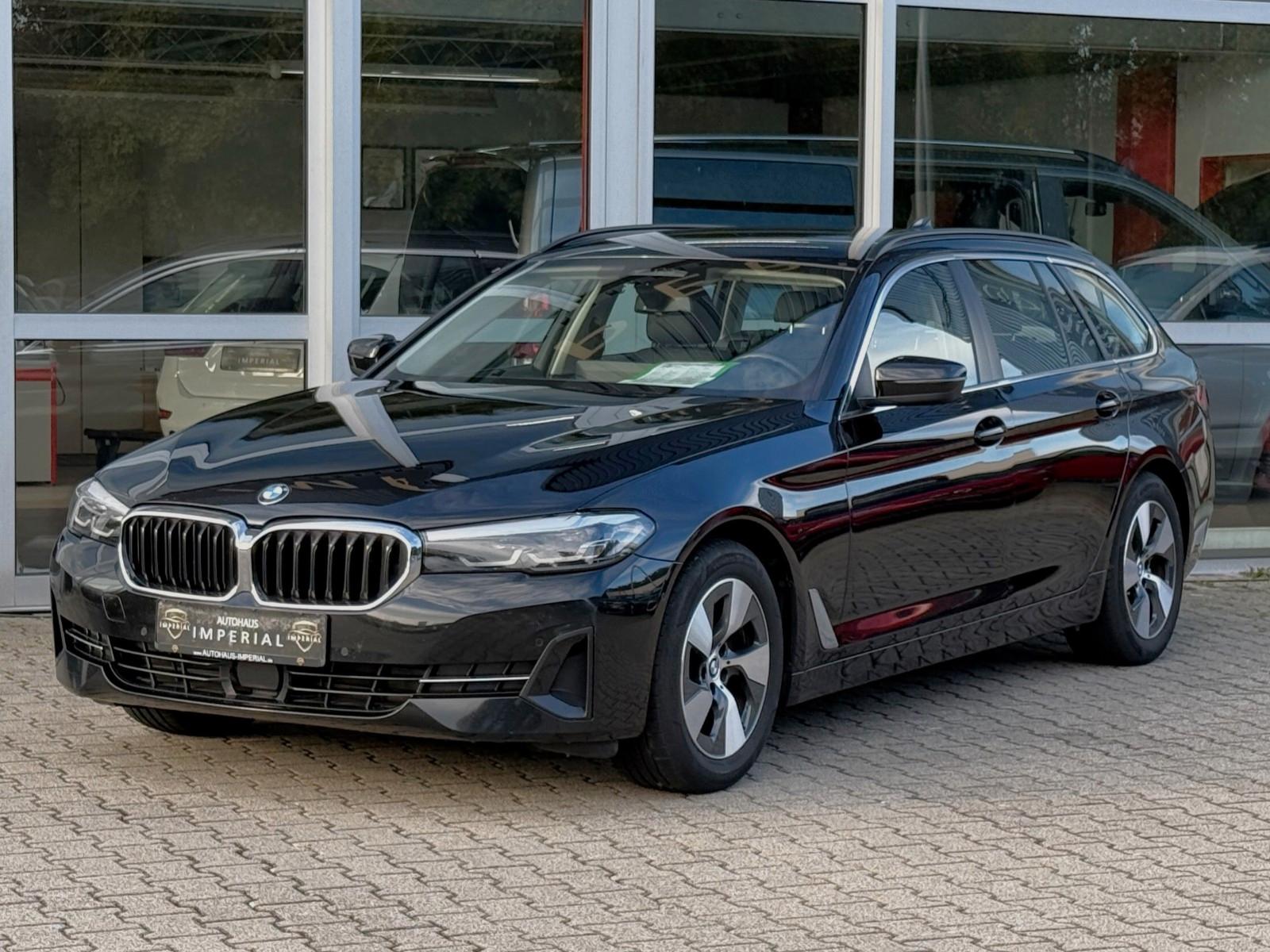 BMW 520 d Aut. LEDER-Sport+LC-PROF+ACC+RFK+PLA+AHK