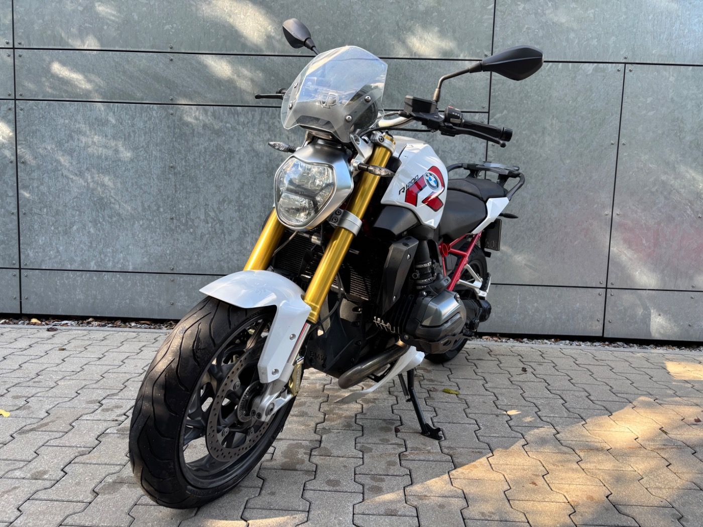 Fahrzeugabbildung BMW R 1200 R Dynamik-Paket