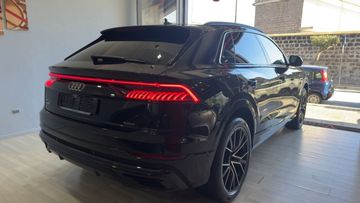 Audi Q8 - 7