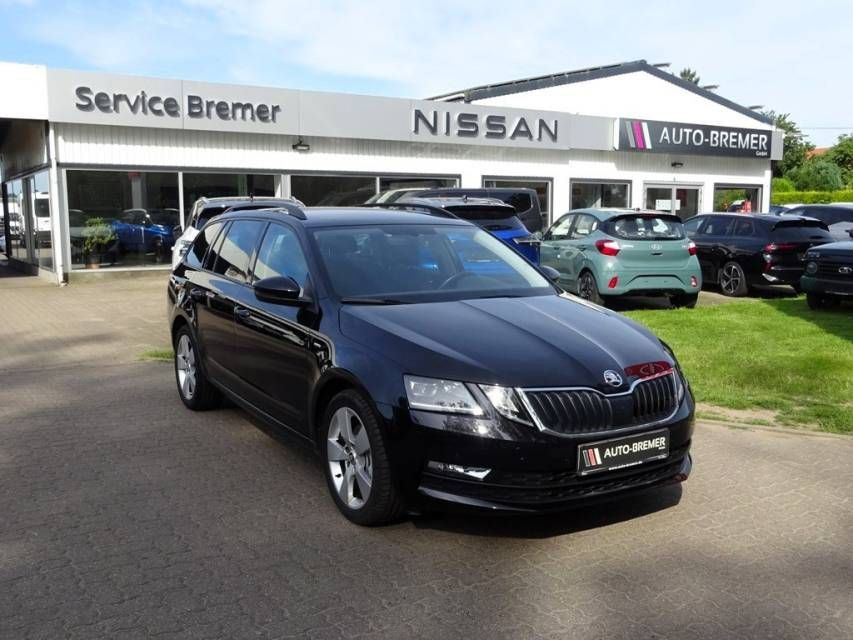 Fahrzeugabbildung SKODA Octavia Combi 1,5 TSI Clever Navi AHK