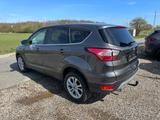 Ford Kuga 1.5 TDCi Aut. Titanium / Full Servicebook - Ford Kuga: Allradantrieb, Titanium