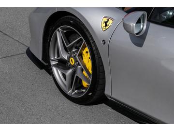 صورة مصغرة 11 لـ 2020 Ferrari F8