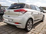 Hyundai i20 1,0 Turbo 2.HD.+ALLWETTER+EPH+SHZ+KLIMA+TOP - Hyundai i20: mit Navigationssystem