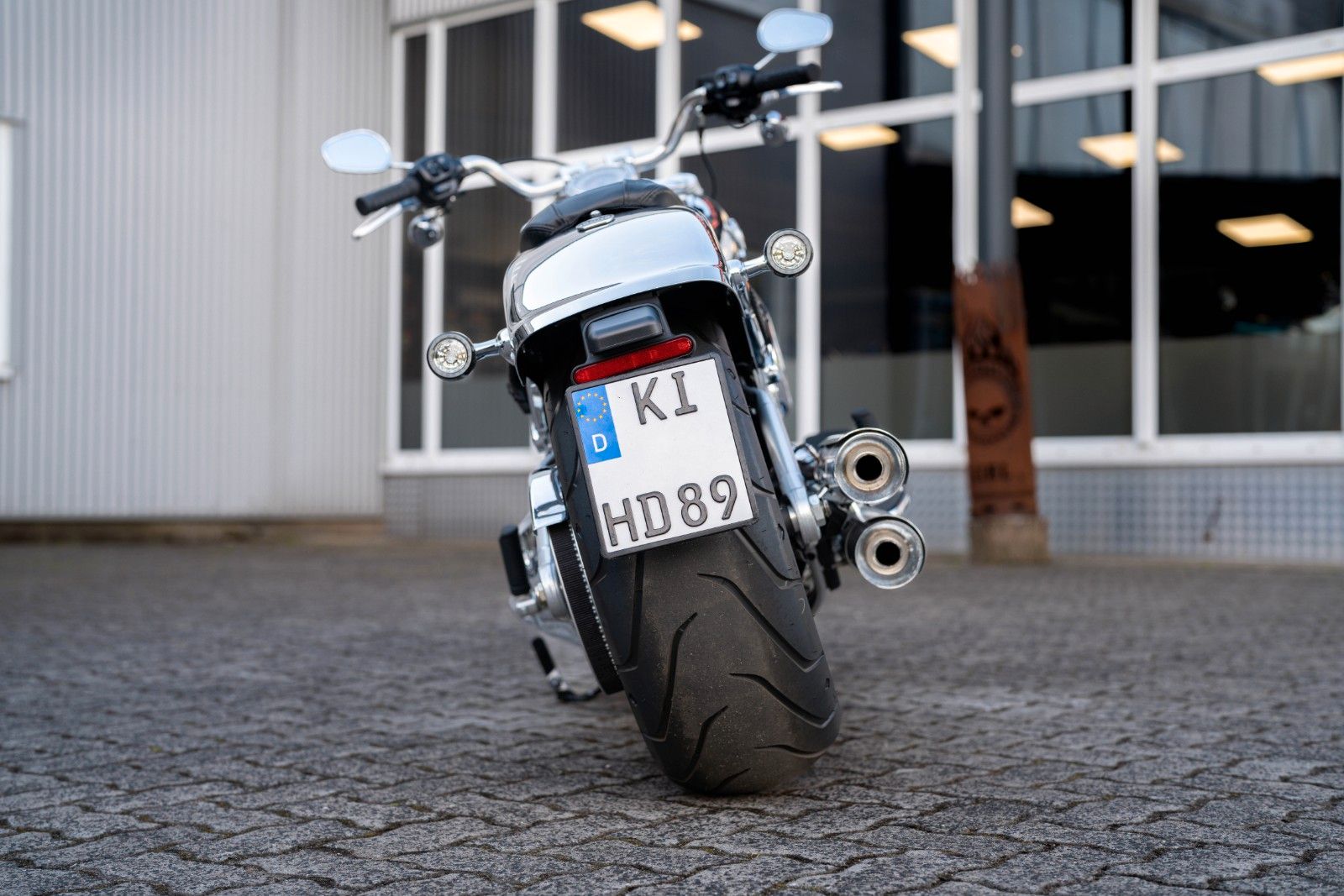 Fahrzeugabbildung Harley-Davidson FLSTFI Fat Boy Gray Ghost - Neuwertig -