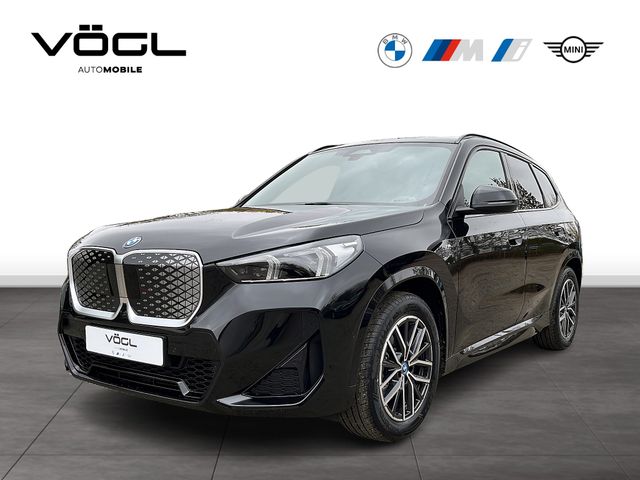 BMW iX1 eDrive20 M Sportpaket DAB LED RFK Klimaaut.