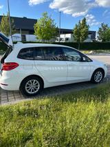 BMW 216 Gran Tourer 216d - - weiße BMW 216 Gran Tourer