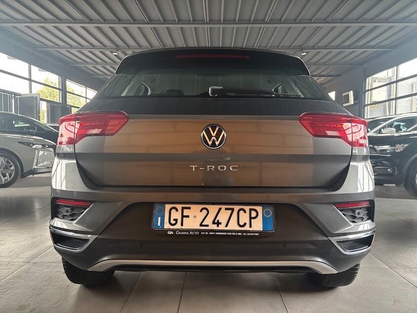 Volkswagen T-Roc 1.5 TSI ACT DSG Business BlueMo imagem 3