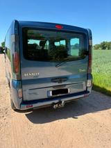 Renault Trafic 2,5dci, Generation /Rollstuhlumbau - gebrauchte Renault Trafic aus dem Jahr 2006