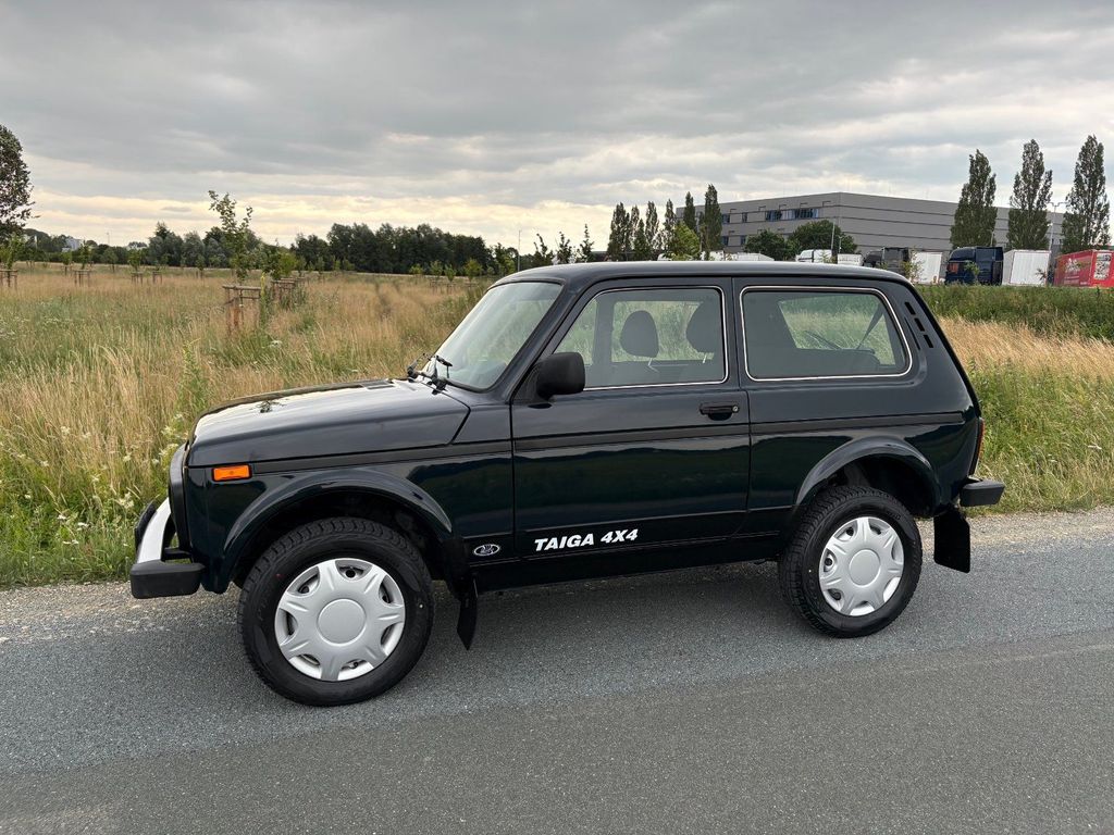 Image of Lada Taiga