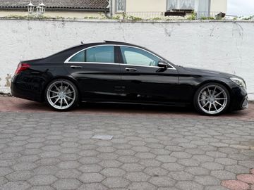Mercedes S 560 - 4
