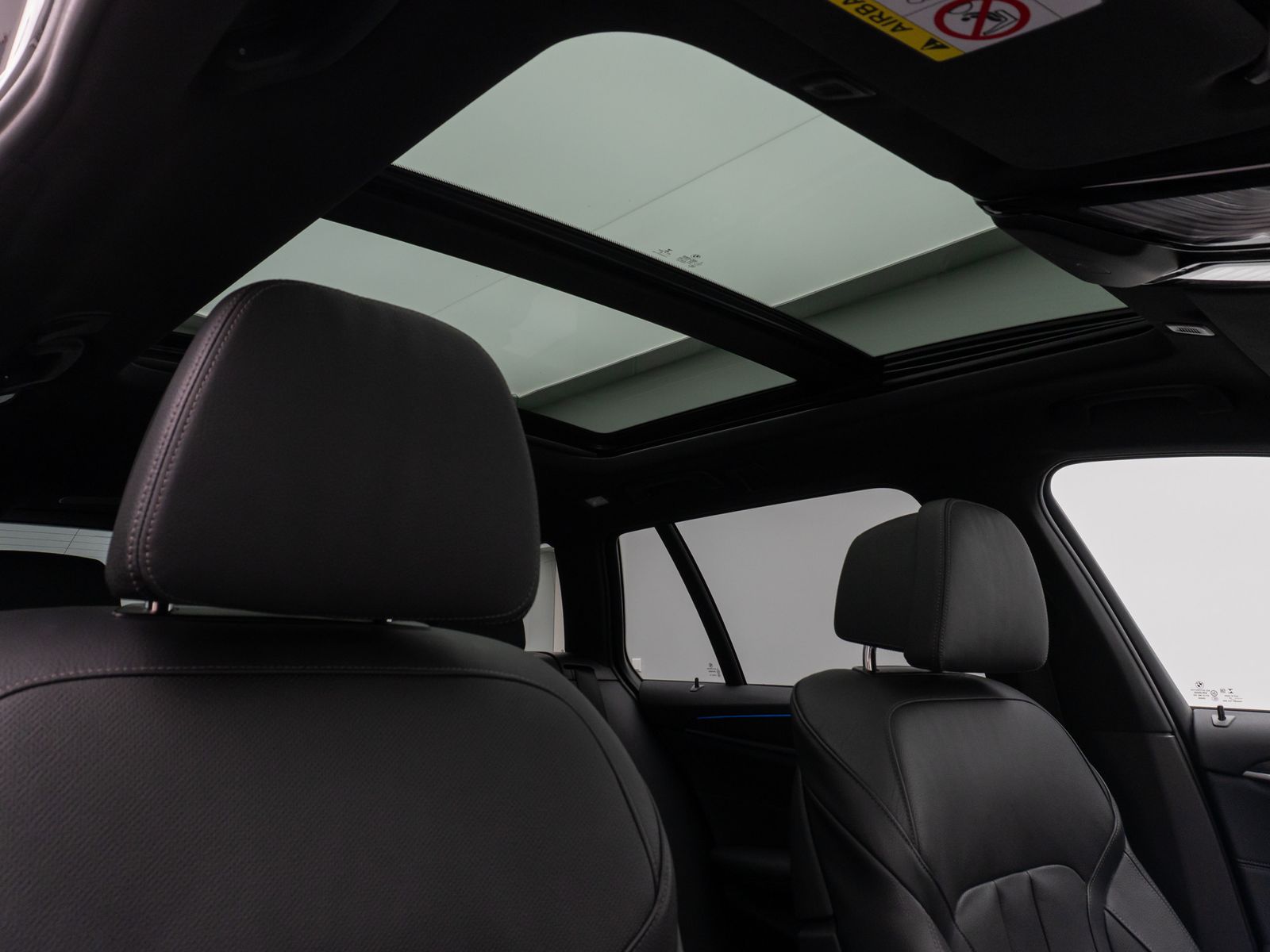 Fahrzeugabbildung BMW 530e xD M Sport Panorama Laser 360°HUD DAB H/K