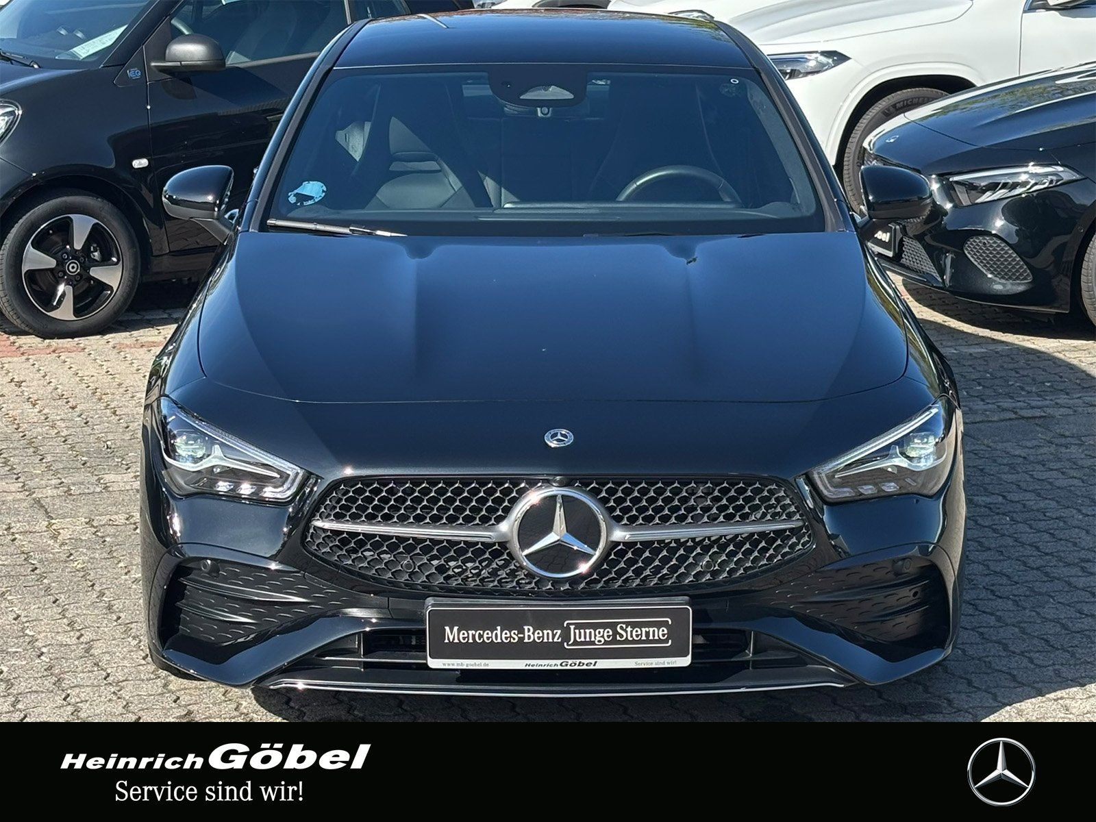 Fahrzeugabbildung Mercedes-Benz CLA 200 AMG*KEYLESS*KAM*AMBIENTEBEL*APPLE-CARPLA