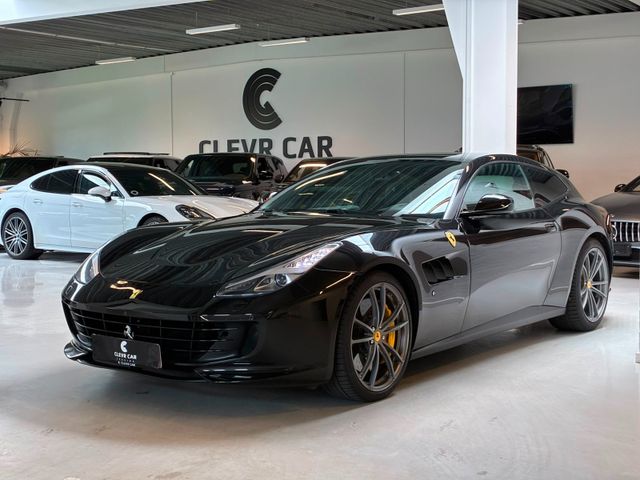 FERRARI GTC4Lusso