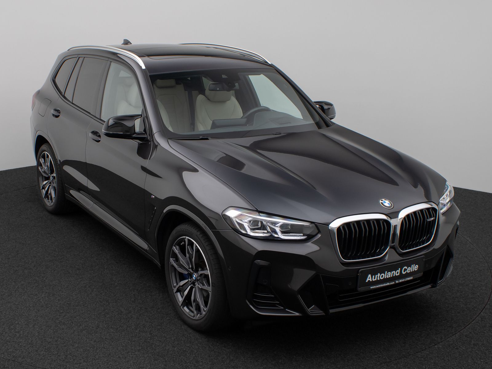 Fahrzeugabbildung BMW X3 M40i  Panorama Kamera HUD DAB H/K Komfort 20"