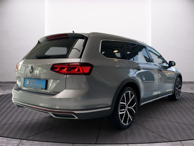 Fahrzeugabbildung Volkswagen Passat Variant 2.0 TDI DSG Alltrack 4MOTION PANO