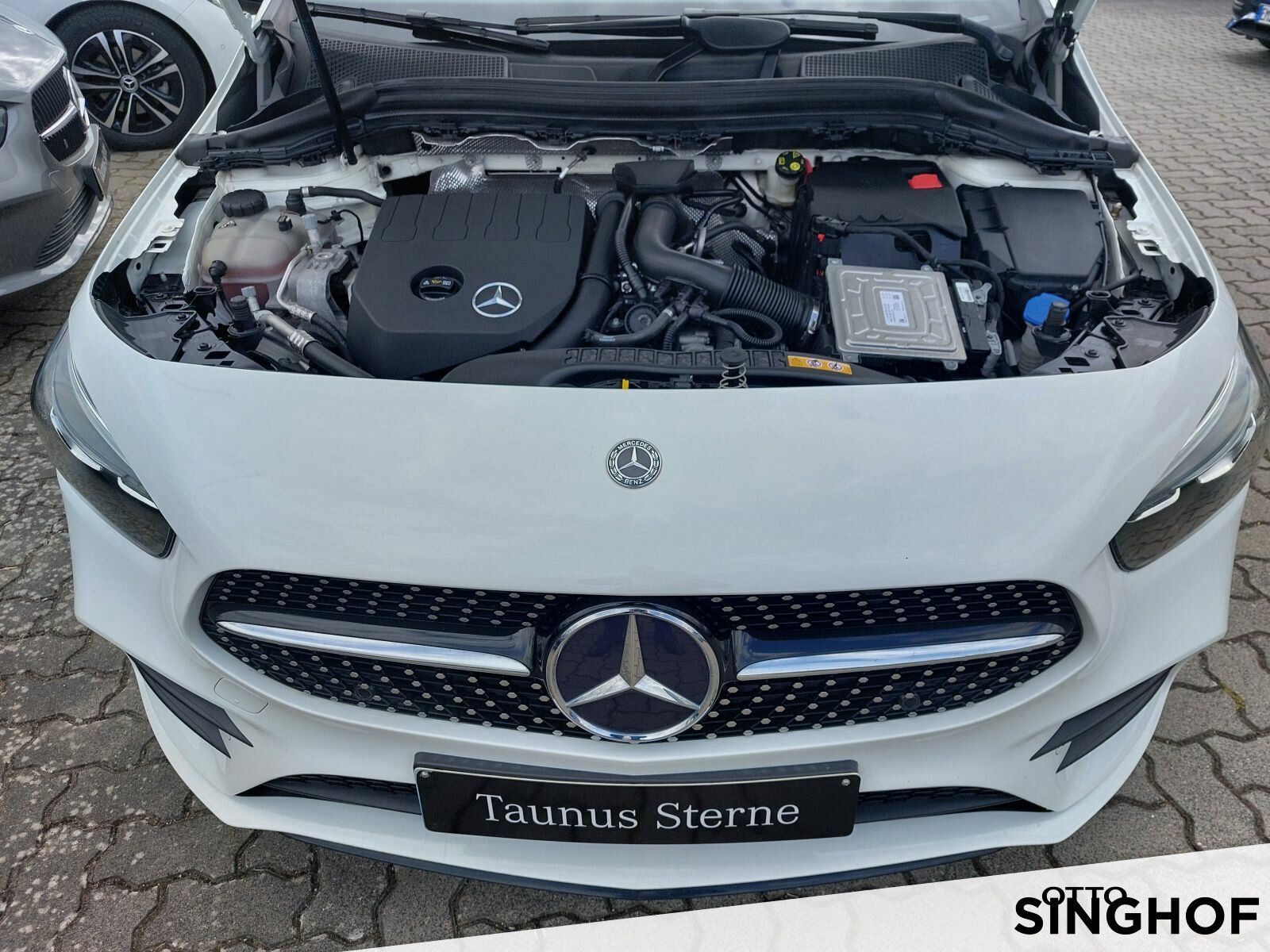 Fahrzeugabbildung Mercedes-Benz B 200 AMG Night+AHK+LED+Navi+Rü Kam+el.Heck+TOTW