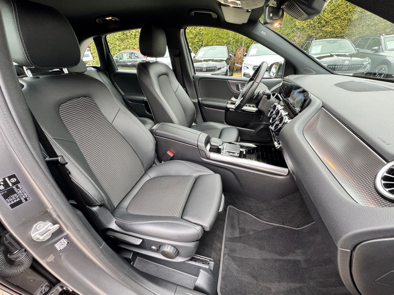 MERCEDES-BENZ B 200, 2020, Diesel, 150 PS