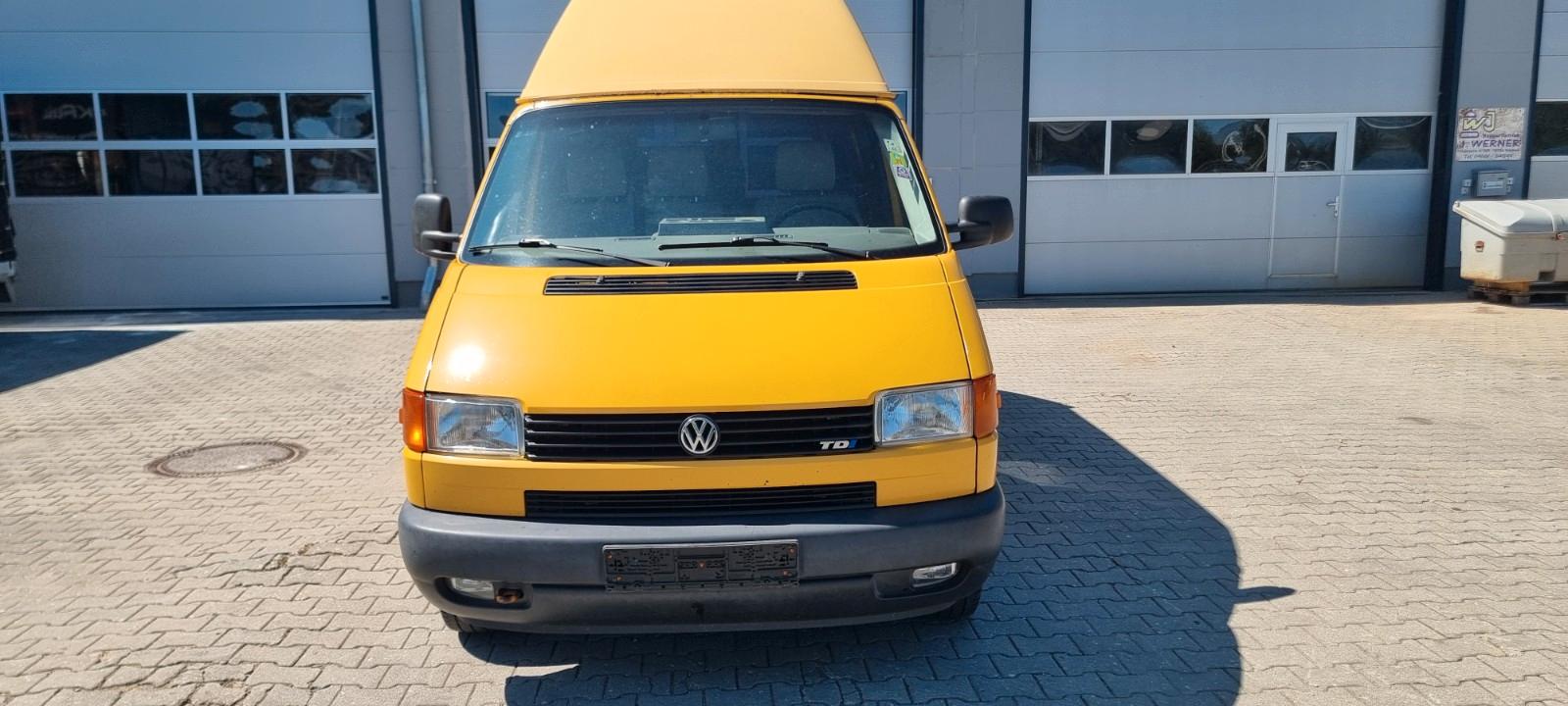 Volkswagen T4 Caravelle 2,5-l-Diesel TDI 65kW lang