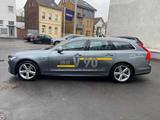 Volvo V90 D4 Momentum, integr. Kindersitze, Leder, ACC - graue Volvo V90