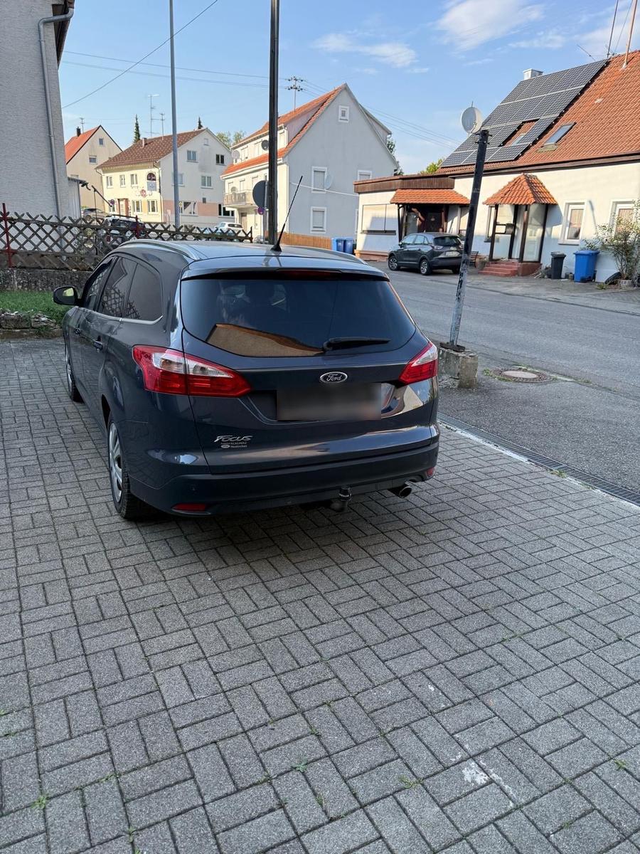 Ford Focus 2014 — photo 5