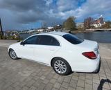 Mercedes-Benz E 220 d AVANTGARDE Autom. 9G . AVANTGARDE - Mercedes-Benz E 220 in Kiel