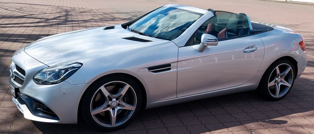 Image of Mercedes-Benz SLC 250