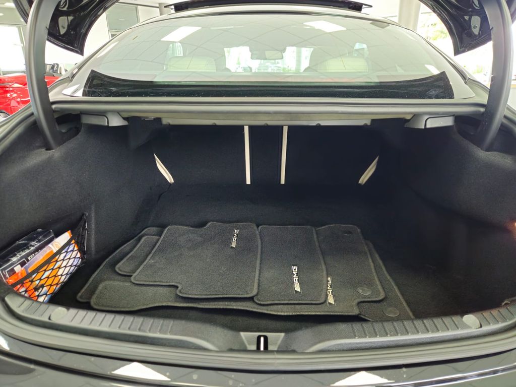 Mercedes-Benz C 300 Coupe AMG*PANO*BURM*HUD*DISTR*STHZG*360°