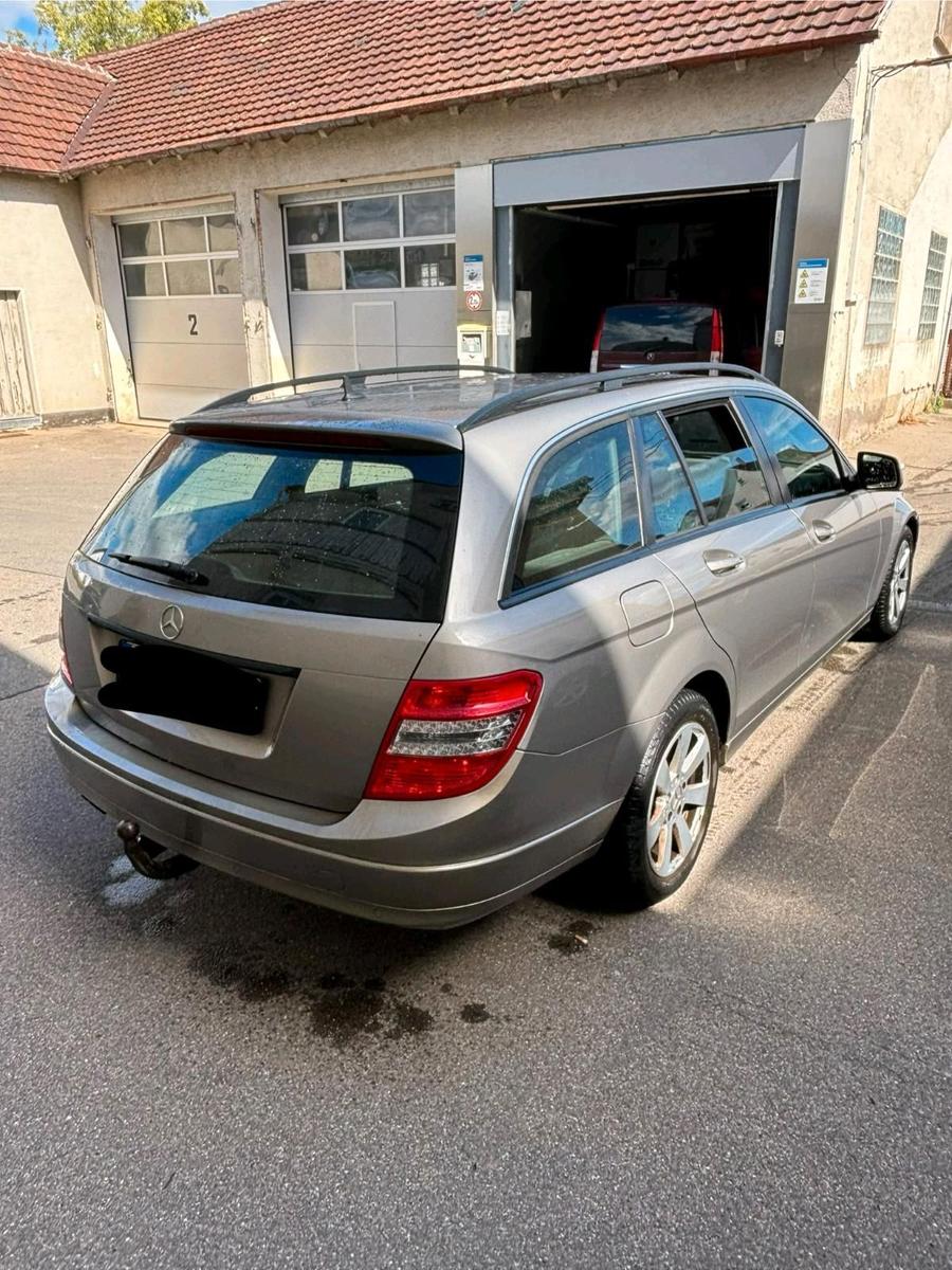 Mercedes-Benz C200 2007 — photo 7
