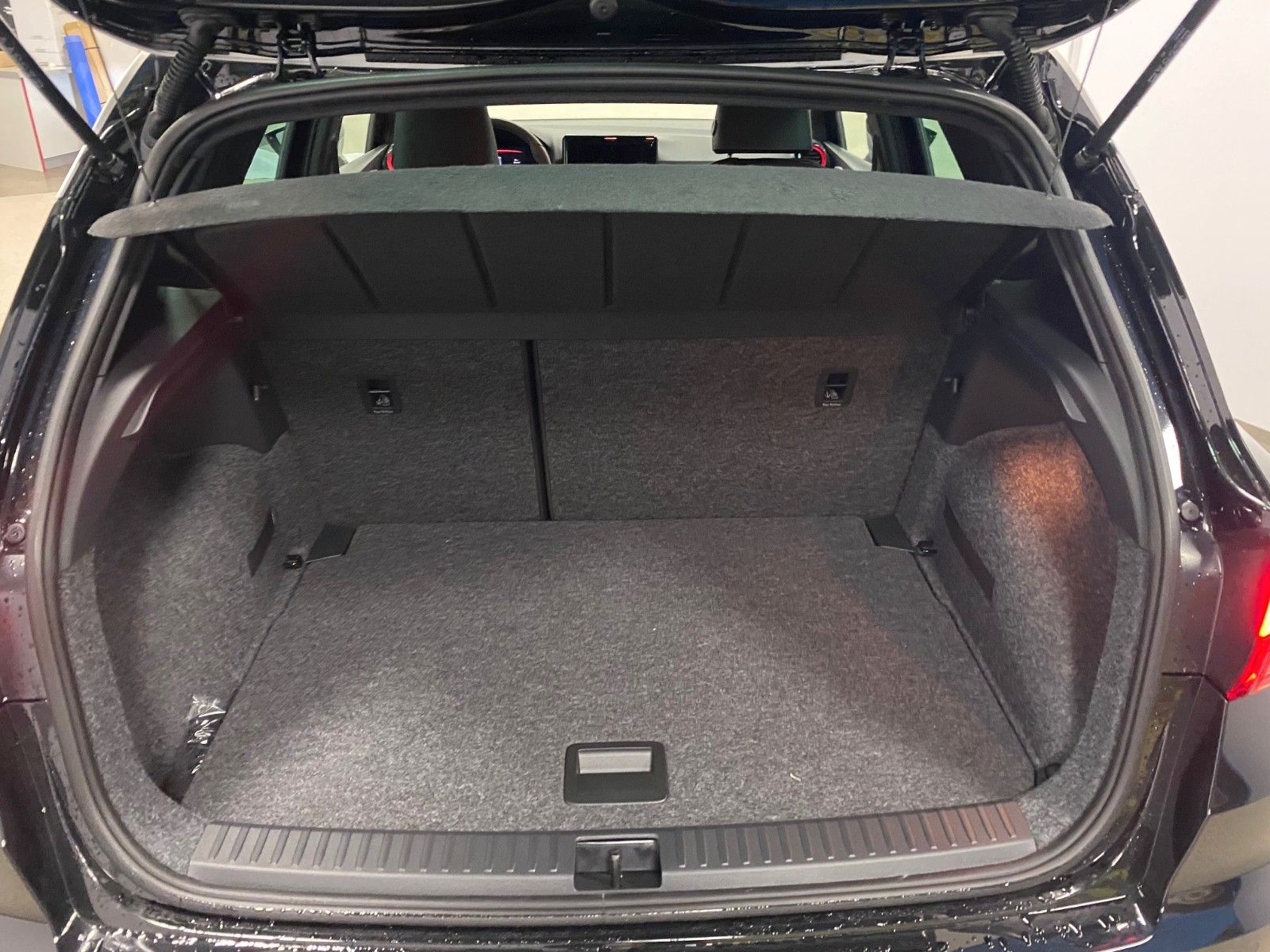 Fahrzeugabbildung SEAT Arona 1.0 TSI FR Garantie 2030+voll LED++KAMERA+