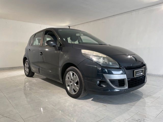 Renault Scenic 1.6 Attractive