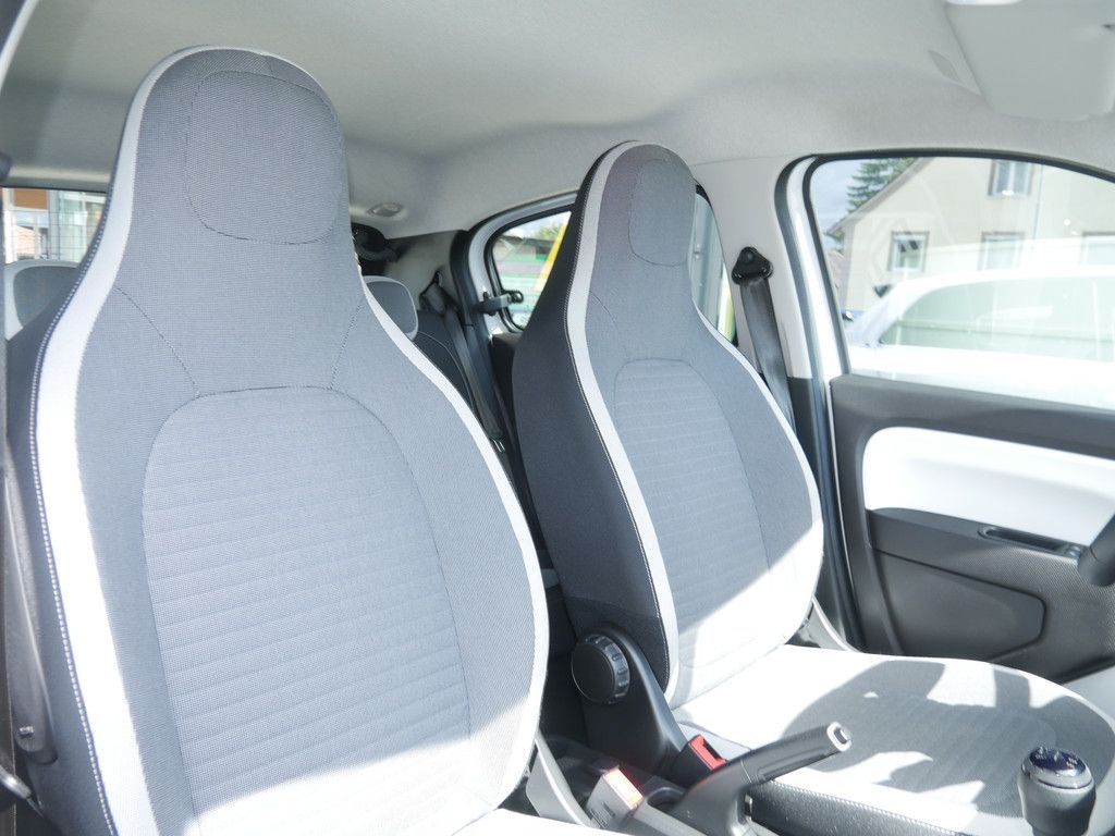 Fahrzeugabbildung Renault Twingo EQUILIBRE SCe 65