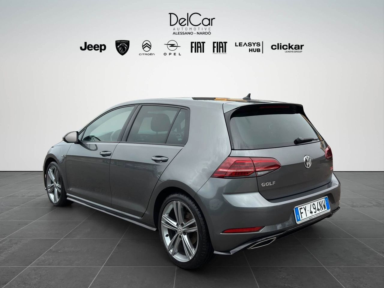 Volkswagen Golf 1.6 TDI 115 CV 5p. R-LINE BlueMo imagem 3