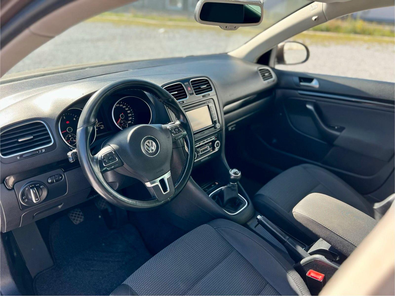 Volkswagen Golf 2011 — photo 10