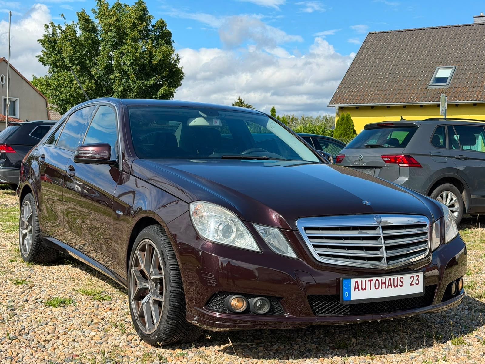 Mercedes E 220 - 1
