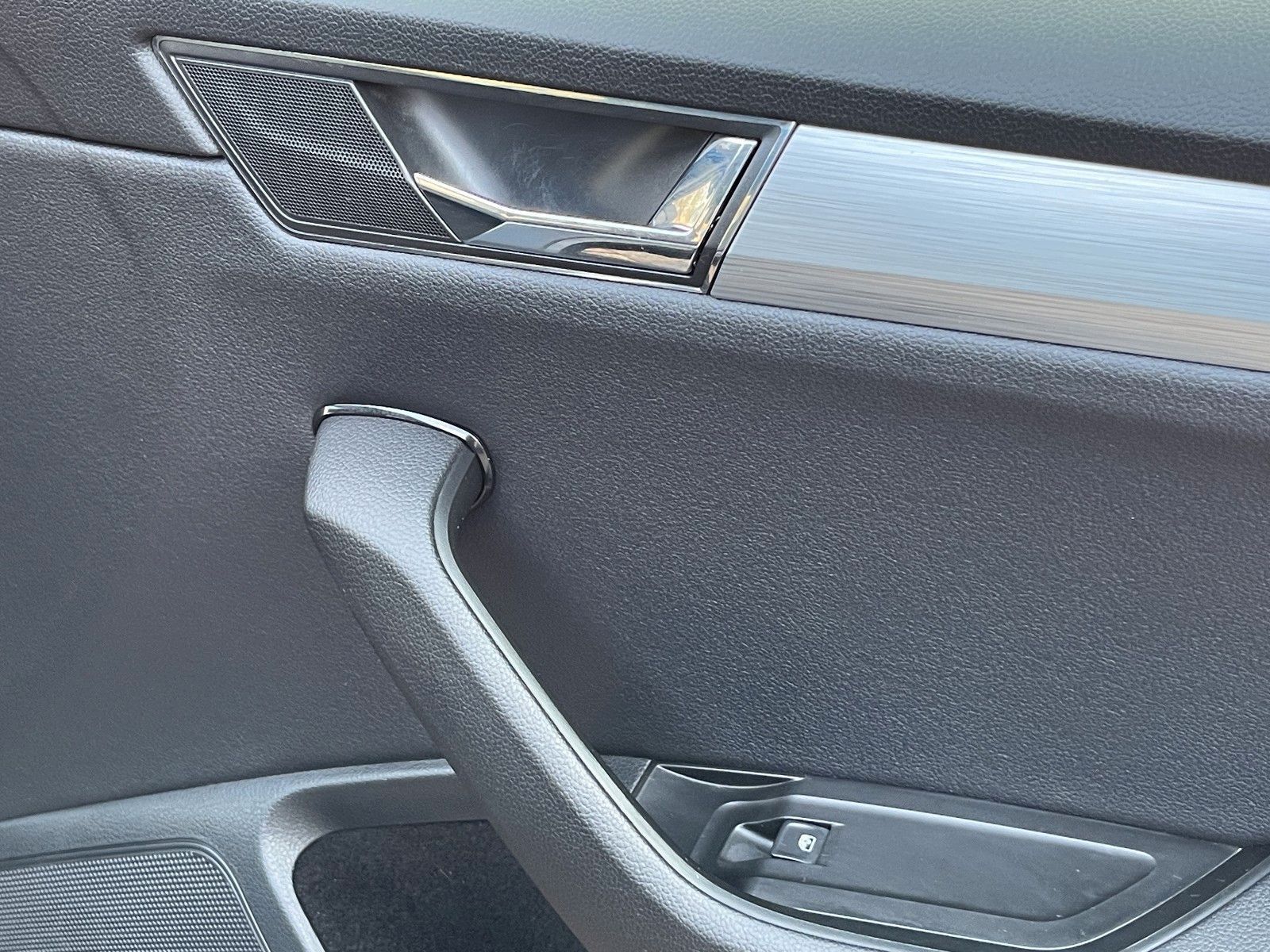 Fahrzeugabbildung SKODA Superb 1.4L DSG Combi*ViCo*Standheizung*AHK**