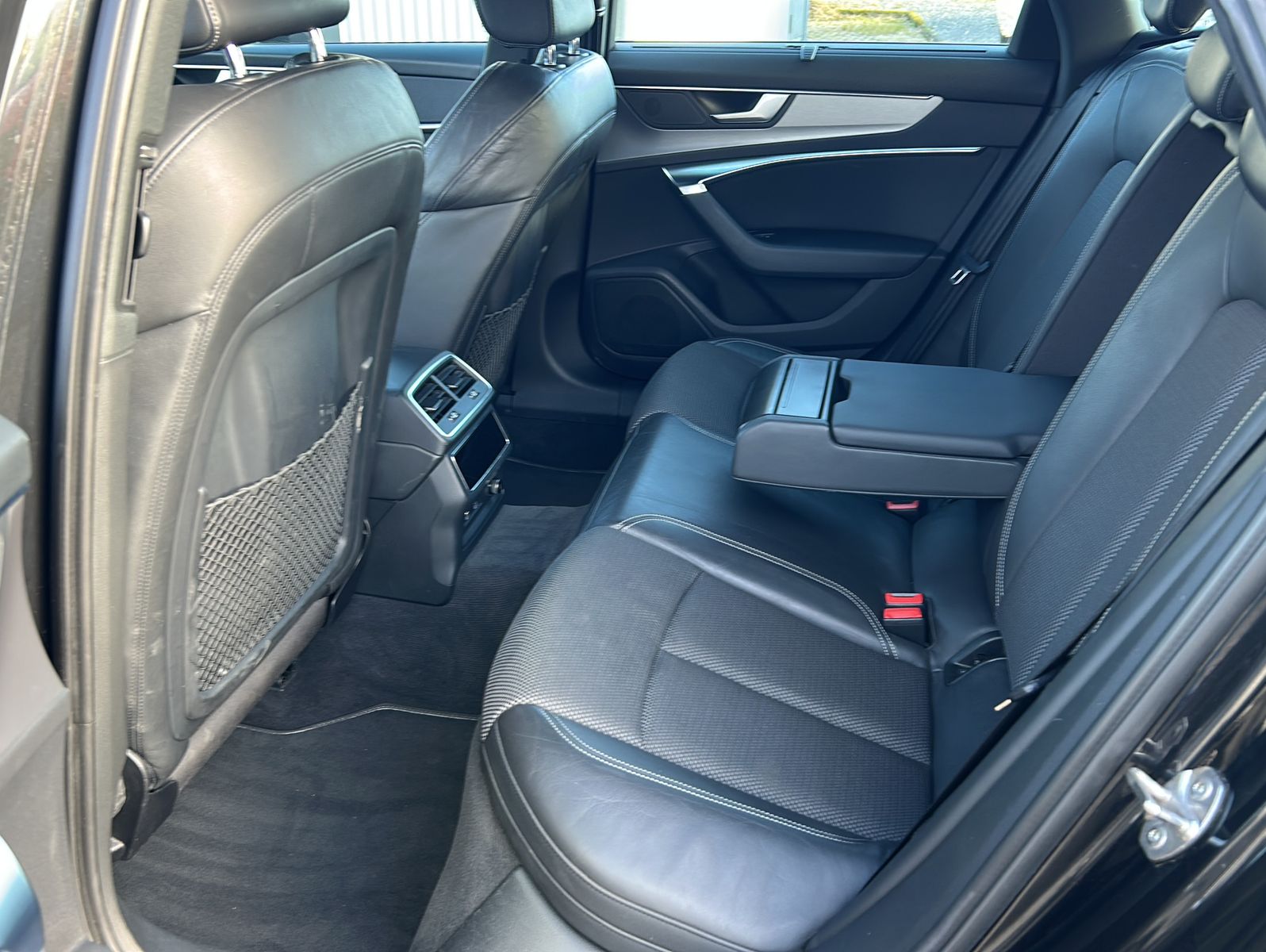 Fahrzeugabbildung Audi A6 Avant 50 TDI quattro S-Line / Sport