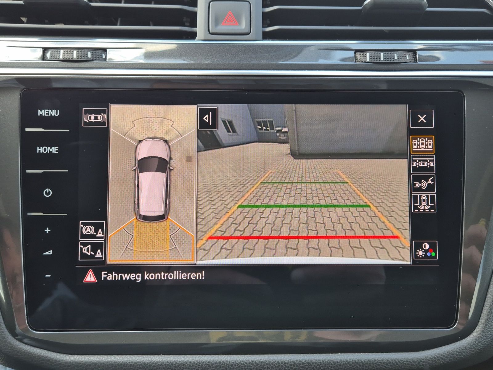Fahrzeugabbildung Volkswagen Tiguan Allspace TSI Comfortline DSG LED Navi AID