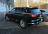 Volkswagen Touareg Atmosphere 4Motion // Luftfahrwerk, AHK - Volkswagen Touareg in Solingen