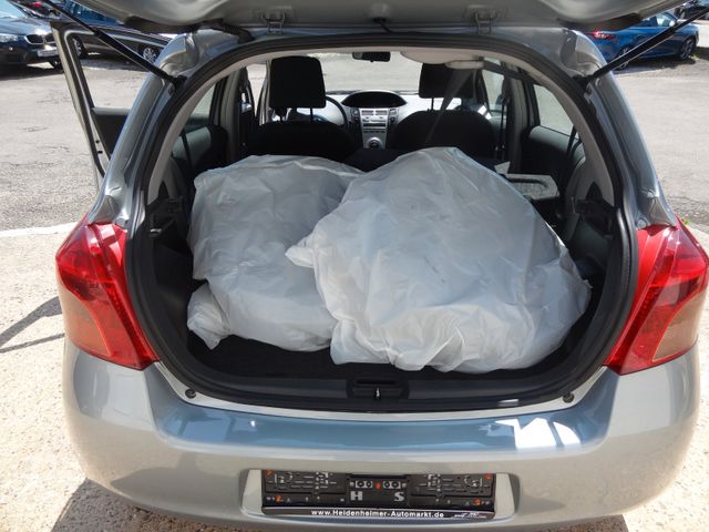 Fahrzeugabbildung Toyota Yaris Cool/1.Hand/59.000km/Klima/8-fach Bereift/